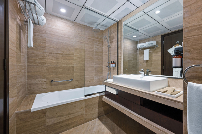Bathroom 4, Barceló Al Jaddaf, Dubai