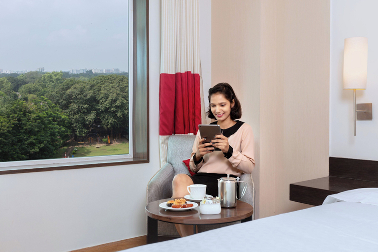 Bedroom 3, Four Points by Sheraton Vadodara, Vadodara