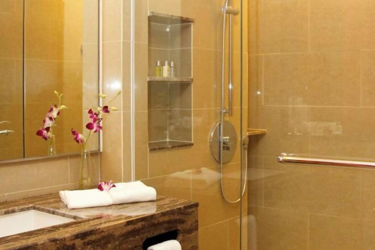 Bathroom 29