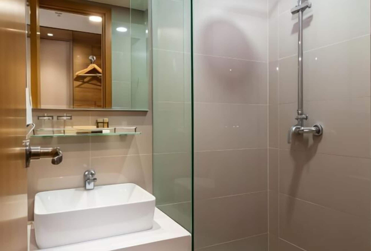 Bathroom 6