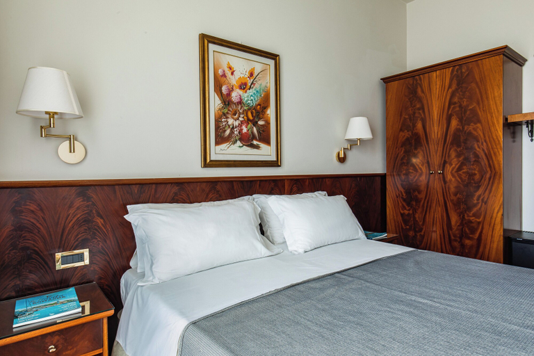 Bedroom 3, Hotel Ambasciatori, Forli' - Cesena