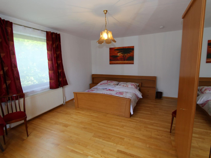 Bedroom 4, Apartment in Kottmansdorf Near Worthersee, Klagenfurt Land