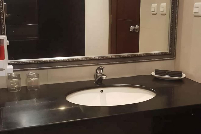 Bathroom 16