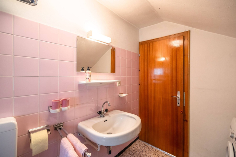 Bathroom 4, Cozy Chalet in Obsteig With Terrace, Imst