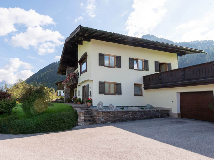 Others 2, Apartment in Itter Near ski Slopes, Kitzbühel