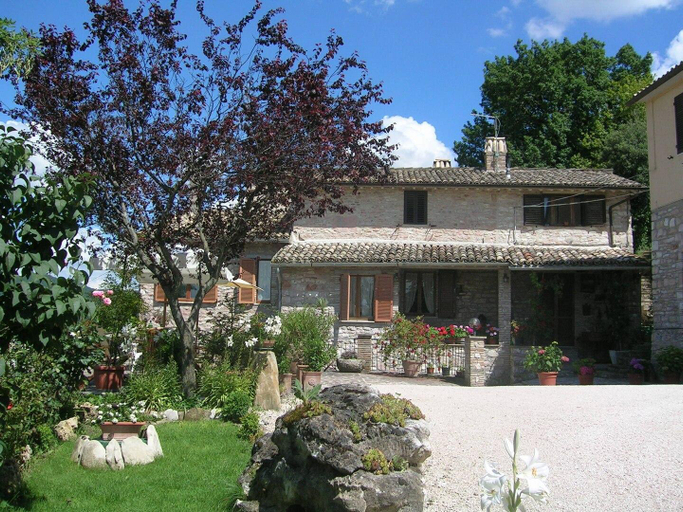 Exterior & Views 1, HOLIDAY HOUSE & APARTMENTS IN ASSISI, Perugia