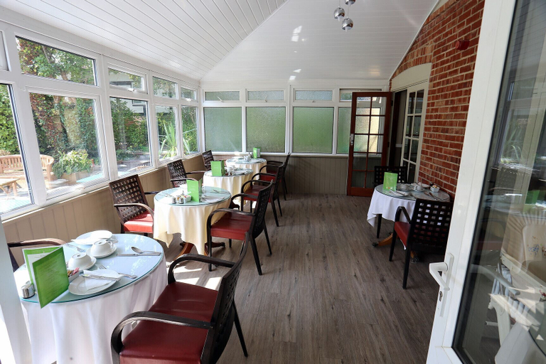 Food & Drinks 5, Ormonde House Hotel, Hampshire