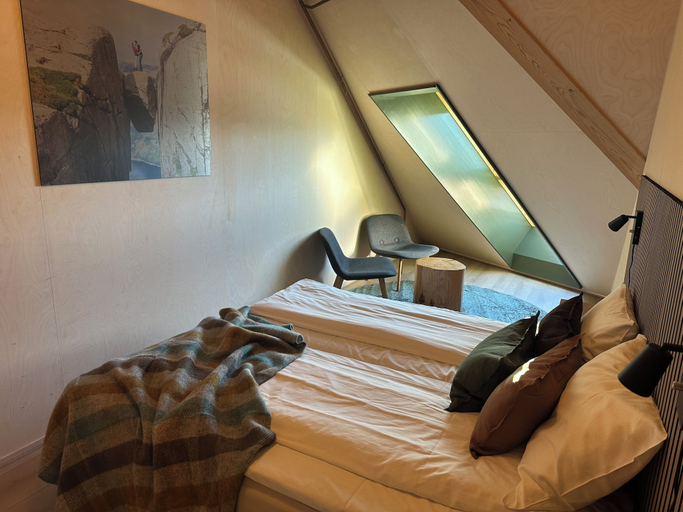Bedroom 2, Preikestolen BaseCamp, Strand