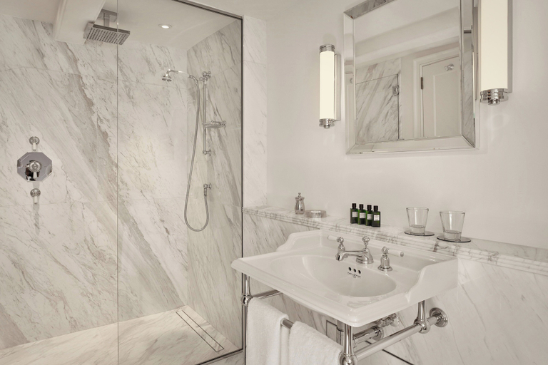 Bathroom 5, The Langley, a Luxury Collection Hotel, Buckinghamshire, Buckinghamshire