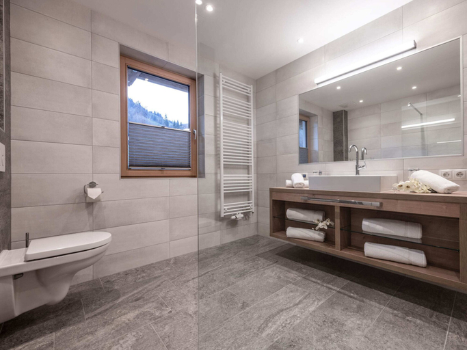 Bathroom 4, Farmhouse in Schwendau With Balcony, Schwaz