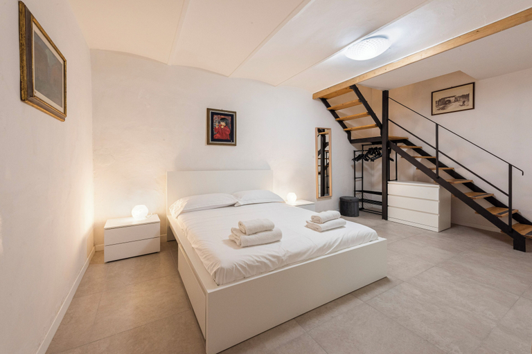 Bedroom 2, Santa Croce Palace by Mmega, Florence