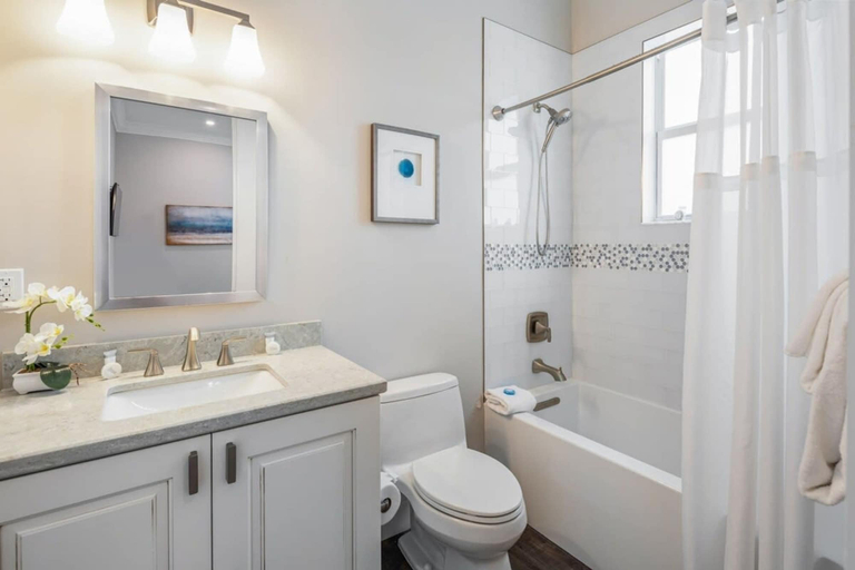 Room 3, Aquaria House by Brightwild Pool Boat Dock, Monroe