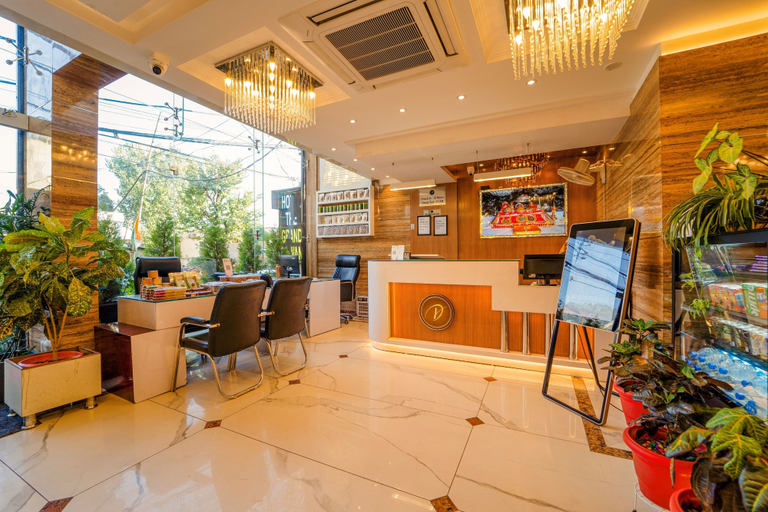 Hotel The Grand Dewan, Reasi