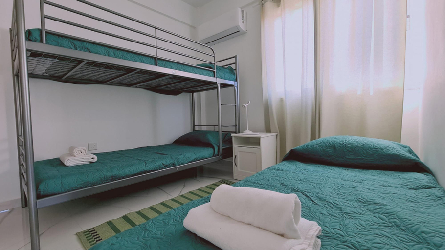Room 2, 81 KAP - Azure Dream Apartment