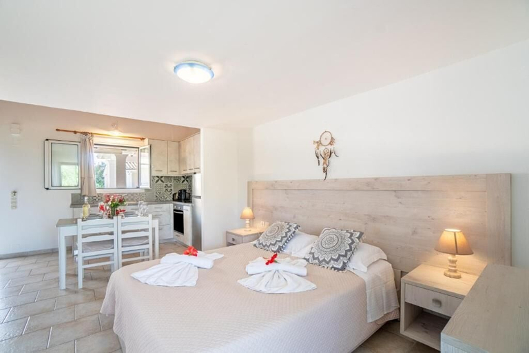 Bedroom 4, Anna Studios, Ionian Islands