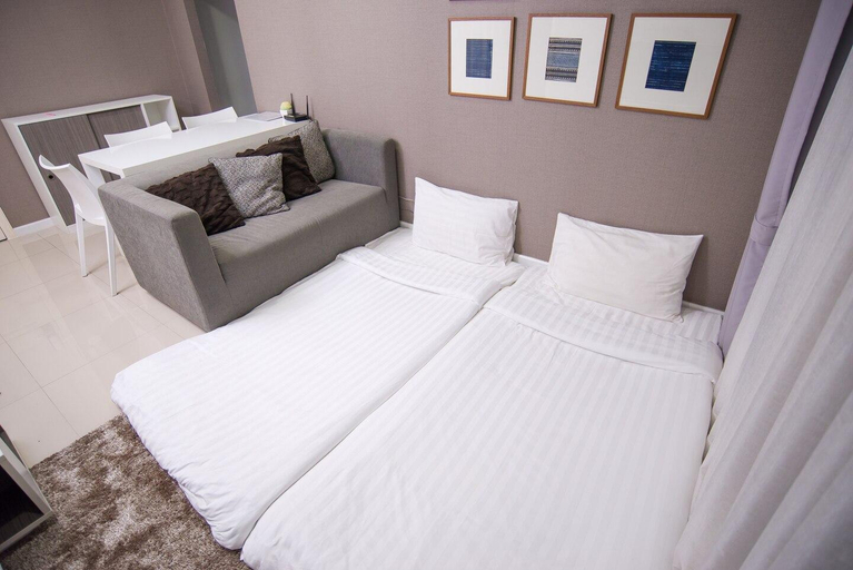 Bedroom 23