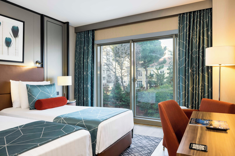 Bedroom 4, Opera Hotel Bosphorus - Preferred Hotels and Resorts, Beyoğlu