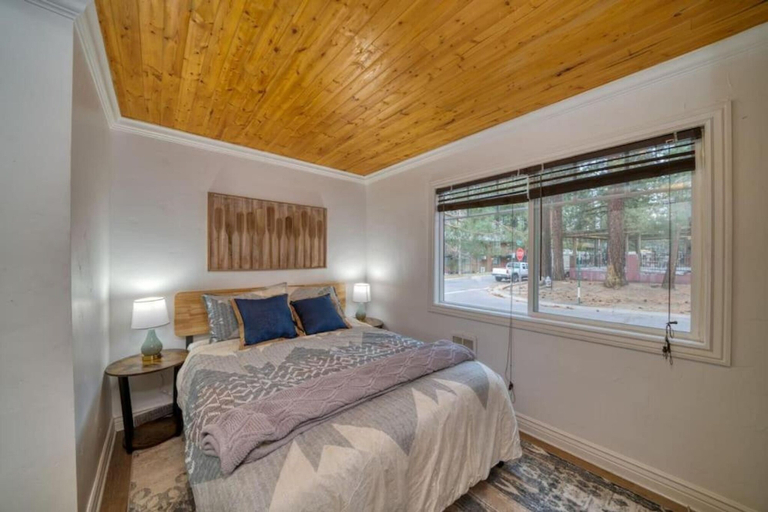 Bedroom 18
