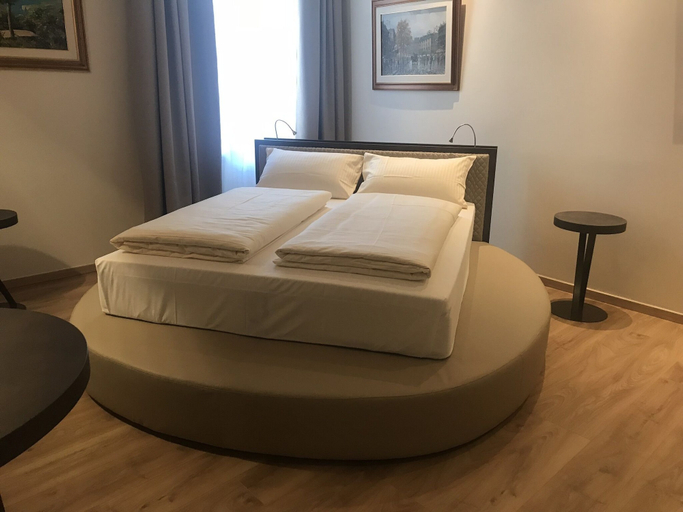Bedroom 5, Hotel Jakobslust, Bad Dürkheim