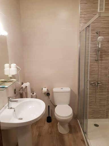 Bathroom 3, Complejo Hotelero Saga, Ciudad Real