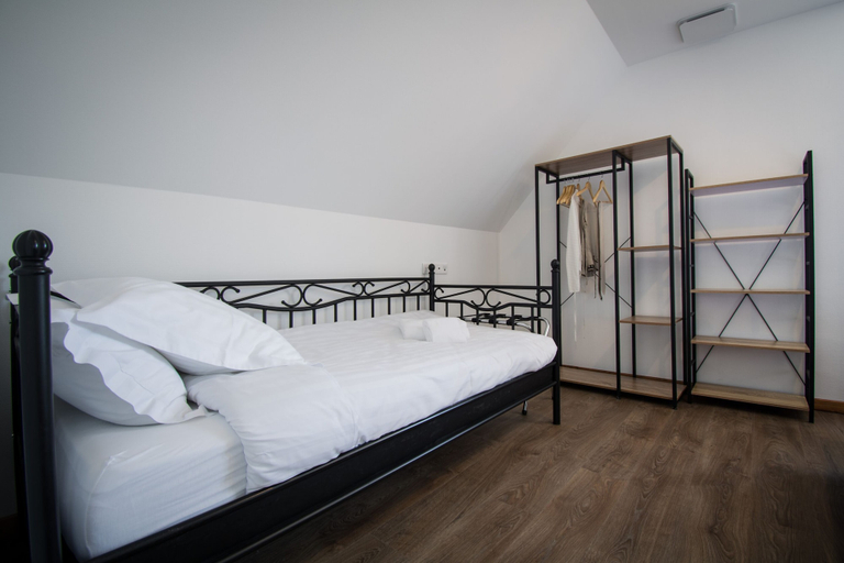 Bedroom 3, L'orée des Vignes, Haut-Rhin