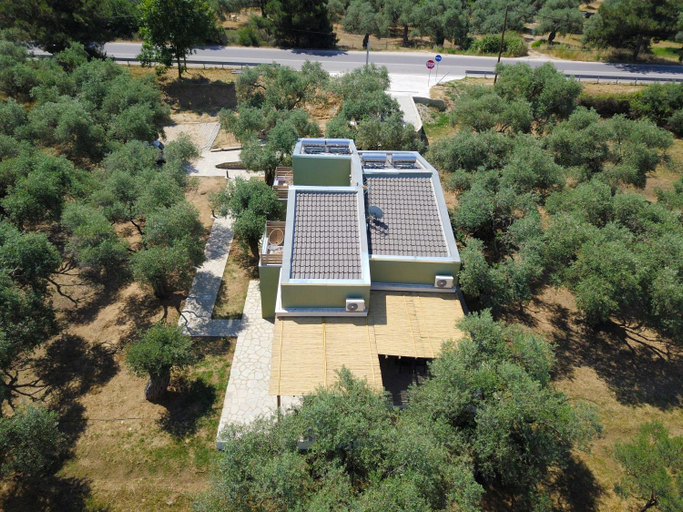 Others 5, The Thassian Yard Houses, East Macedonia and Thrace