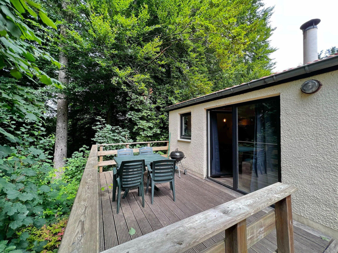 Exterior & Views, Bungalow in Virton by Vallee de Rabais Lake, Luxembourg