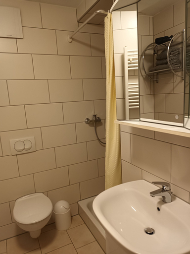 Bathroom 3, Businessapartments Reutlingen, Reutlingen