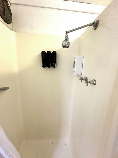 Bathroom 4