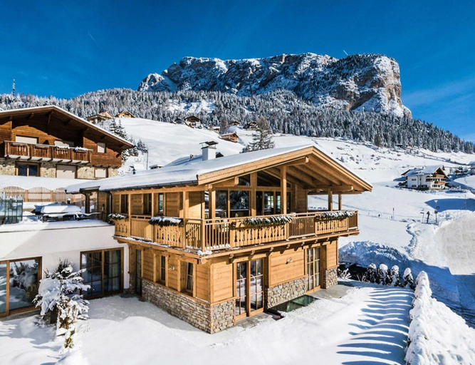 View from property 5, Chalet in Dienten with Ski-In Access  Pool, Zell am See