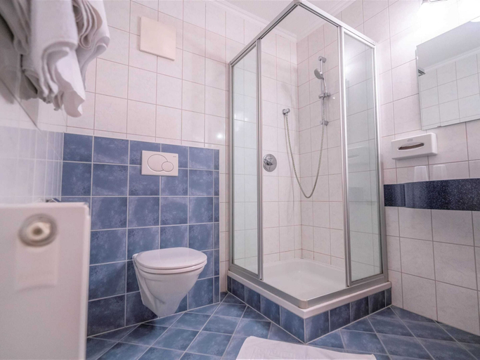 Bathroom 3, Apartment Neustift near Stubai Glacier, Innsbruck Land