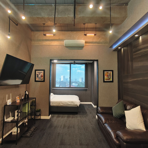 Voss Condominium, Quezon City