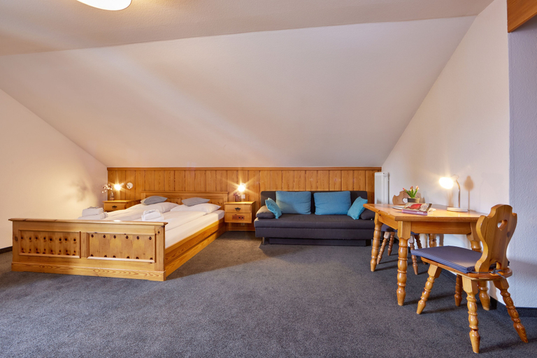Bedroom 3, Hotel Alter Wirth, Bad Tölz-Wolfratshausen