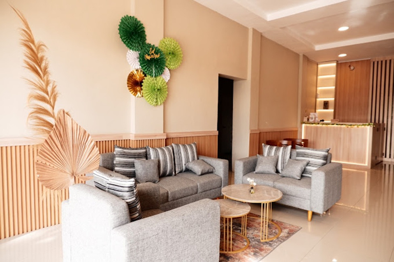 Parenium Hotel, Makassar
