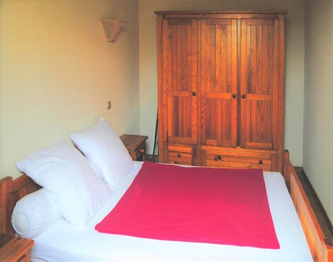 Bedroom 2, Holiday House Near Beach, St. Denis-d'oleron, Charente-Maritime