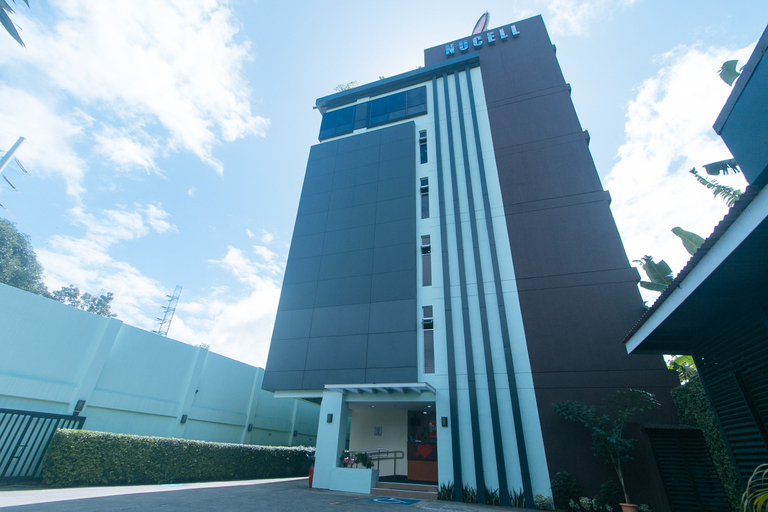 Exterior & Views 2, RedDoorz @ Nucell, Cebu City
