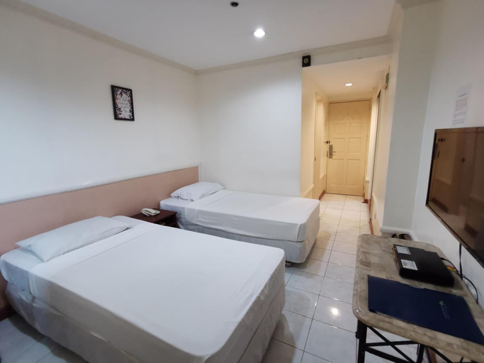 Bedroom 8