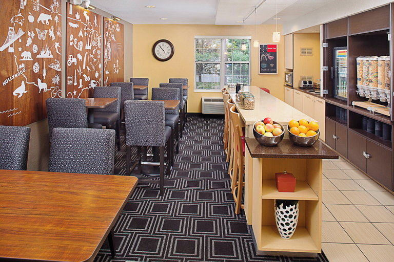Food & Drinks 5, Towneplace Suites by Marriott Horsham, Montgomery