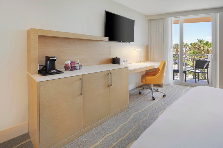 Bedroom 2, Delta Hotels by Marriott Daytona Beach, Volusia