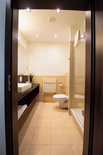 Bathroom 4, Hotel DeSilva Warszawa Piaseczno, Warsaw