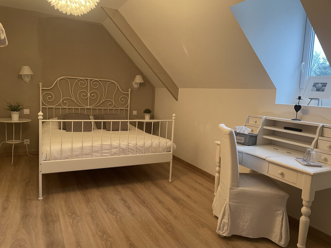 Bedroom 4, Château de Grèges, Seine-Maritime