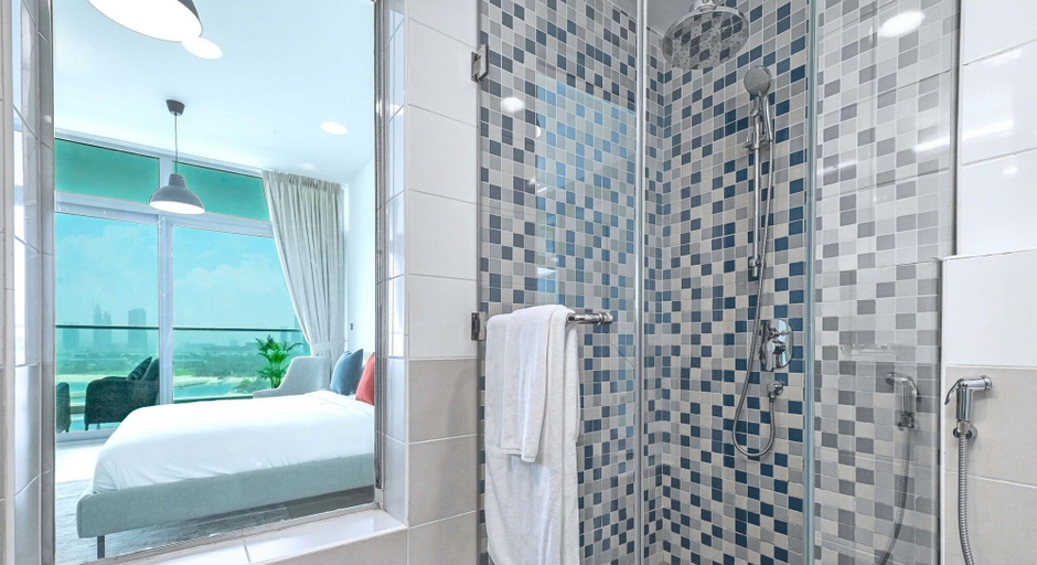 Bathroom 2, LUX - Opulent Island Suite 6, Dubai