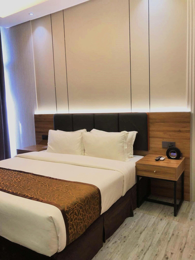 Bedroom 12