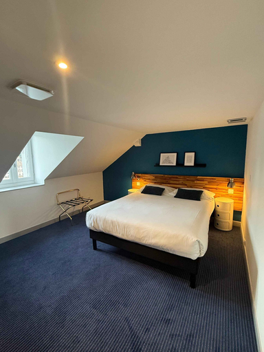 Bedroom 2, The Originals Boutique, Grand Hôtel St Pierre, Cantal