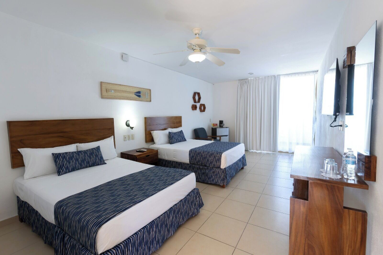 Bedroom 3, Costa Alegre Hotel & Suites, Compostela