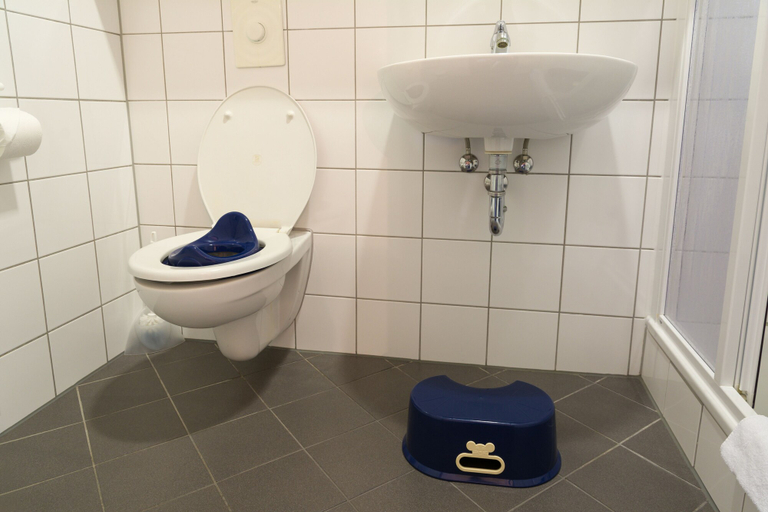 Bathroom 5, Familienhotel Citylight Berlin, Berlin