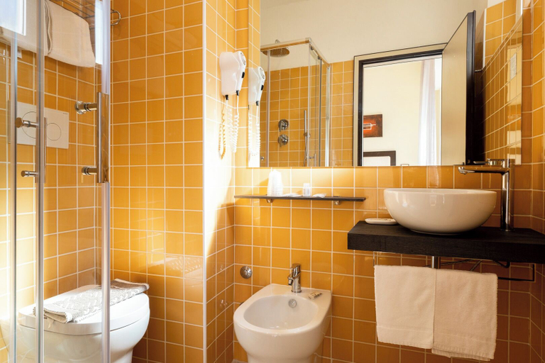 Bathroom 4, Hotel City, Rimini