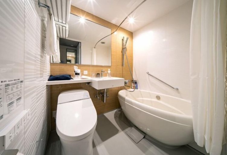 Bathroom 4