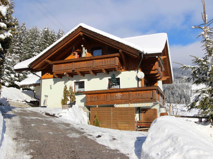 Exterior & Views 1, Apartment in Wagrain Near Ski Slopes, Sankt Johann im Pongau