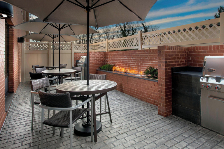 Food & Drinks 5, TownePlace Suites by Marriott College Park, Prince George's